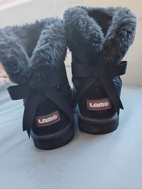 Lamo Black Faux Fur Bow Booties